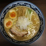 麺処 さとう - 濃厚魚介豚骨ラーメン 