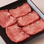 Jukusei Wagyuu Yakiniku Maruyoshi - 美味しい熟成されたお肉を味わえるお店です。