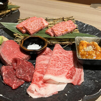 近江うし 焼肉 にくTATSU 青山本店 - 