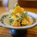 Sobaya Tsukigokoro - 柿と春菊の白和え
