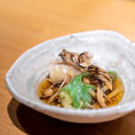 Ebisu Sushi Fuji - 甘鯛の松笠焼きと甘唐辛子の天ぷら、松茸の餡掛け