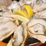 魚とワインはなたれThe Fishand Oysters - 