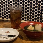 田中んちパート2 - お通しはアオサと揚げた里芋！発想がすごいのと、なおかつ美味しいのです。