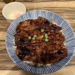 Butaya - 帯広豚丼大盛りと温玉¥1050