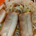 Ramembudda - 濃厚おさかな醤油豚W 極太麺300g 野菜ﾏｼﾏｼアブラﾏｼ 2023.10.24