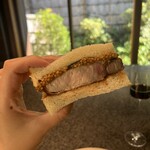 イチリン ハナレ - 黒酢カツサンド