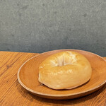 ウェア イズ ア ドッグ? - プレーンベーグル(単品だと350円)