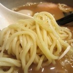 麺屋吉左右 - 味玉らーめん　麺アップ