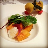 Cuisine Franco-japonaise Matsushima - 2013/10/31
                鰆の焼霜仕立て 秋野菜と柿のサラダ仕立て