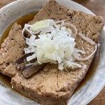 Taishuusakaba Umagoshi - ▶︎肉豆腐 275円税込
                        ガッツリと煮込まれた豆腐
                        