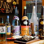 炭焼酒場 KUWA - 酒_集合写真