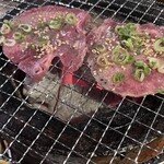 Yakiniku Horumon Hamagyuu - 