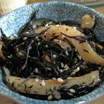 Gyuu saku - 本日の小鉢。 ひじきの煮物。