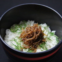 自家製ミニじゃこ丼