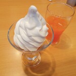 ガスト - 料理写真:ソフトクリーム