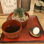 Wamen tururu - 肉汁付け辛味そば(900円)