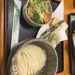 本格手打うどん あらた - 