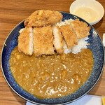 とんかつ 赤坂 水野 - ロースカツカレー1,000円、カキフライ280円、タルタルソース60円