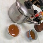 大衆食堂ちとせ - 冷たい麦茶
