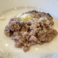 La Stalla - 香茸と赤ワイン（バローロ）のリゾット 羊のチーズ