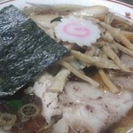 青島食堂 - 青島チャーシュー大盛@￥850 メンマ￥50増