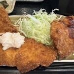 えごま - 揚げ物　サーモンフライ、チキンカツ
