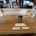 石焼つけ麺 繋 - カウンター席上