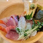 うみからそらへ - ７種の海鮮丼  1200円
