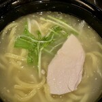 Tori Ichidai - ミニ白湯ラーメン200円