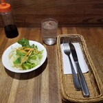 ステーキハウスボン - 先行。