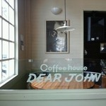 DEAR JOHN - 優しい光が差し込む店内♪