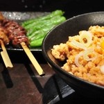 Rokusupo - 同ビル2Ｆにございます系列店『六串』の本格鶏料理をお召し上がり頂けます。