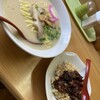 王富 - 料理写真:⑥とんこつラーメン　焼肉炒飯　¥1300