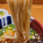 中華そば うえまち - つけ汁につけて
