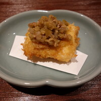 鳥匠 いし井 - .....九品目  胸肉のカツレツ（高坂鶏）オリーブとアンチョビのソース.....