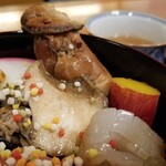 割烹 吉野 - アワビ・牡蠣の燻製。