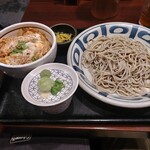 Jinen Ya - ミニカツ丼と蕎麦セット