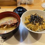魚将　さかなちゃん - うに丼とぞうりエビの味噌汁
