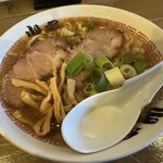 Ramen Yamaya - 手もみ麺の醤油