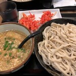 上州濃厚激辛うどん 麺蔵 - 豚肉汁うどんの中（830円）➕紅しょうが天（130円）