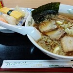 レストラン・フレボラント - 特製醤油ラーメン＋寿司