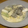 イタリアン酒場 ジラソーレ - サルシッチャー　ネギのクリーム煮