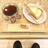 ハヅコーヒー -  ディープブレンドのホット＆さつまいもとキャラメルのミルクレープ