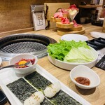 和牛放題の殿堂 秋葉原 肉屋横丁 焼肉 - 