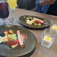 スミレオオサカ - 