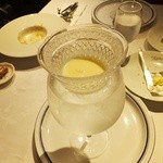 シャトン - 盛岡産リンゴの冷製スープ