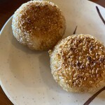 船場亭 - カリカリに焼けた焼きおにぎり