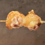 炭焼 おかげさん - 高坂鶏皮付せせり