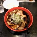 麺家いろは - 富山ブラック肉盛り