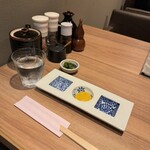 銀座とんかつ檍 - 高級感あふれる食器類